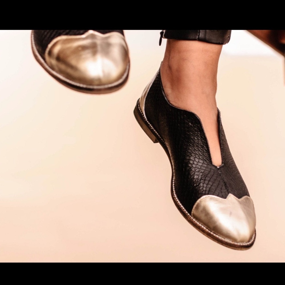 IMELDA black and gold leather Oxford flat tie shoes size 41 EU / 9.5 women​